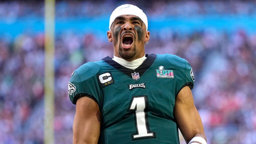 CONGRATULATION Philadelphia Eagles celebrate their top star on his